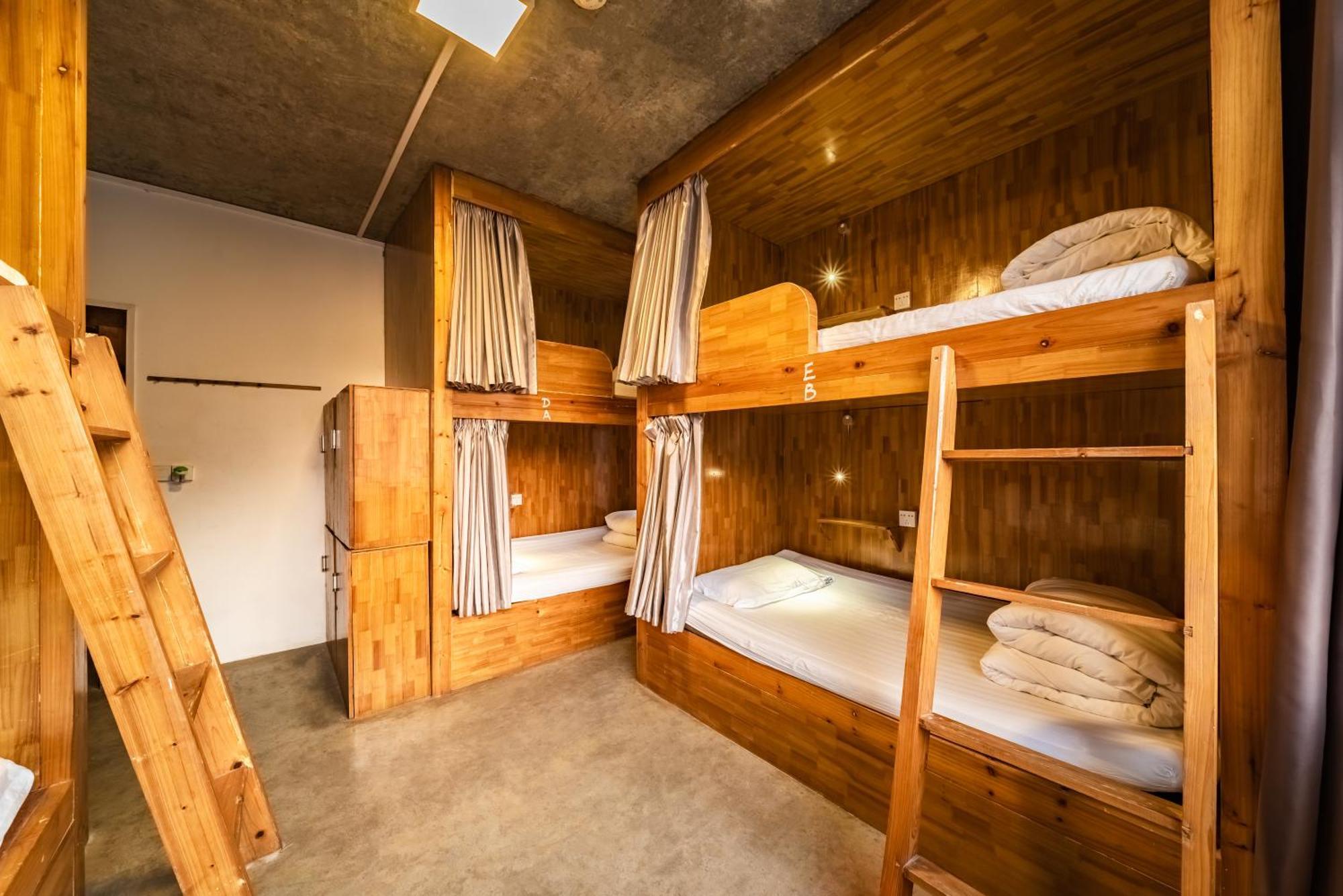 Yangshuo Sudder Street Guesthouse Rum bild