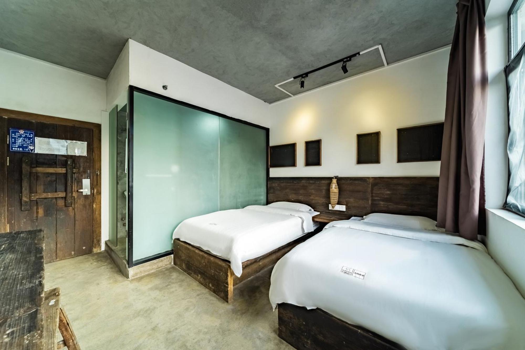 Yangshuo Sudder Street Guesthouse Rum bild